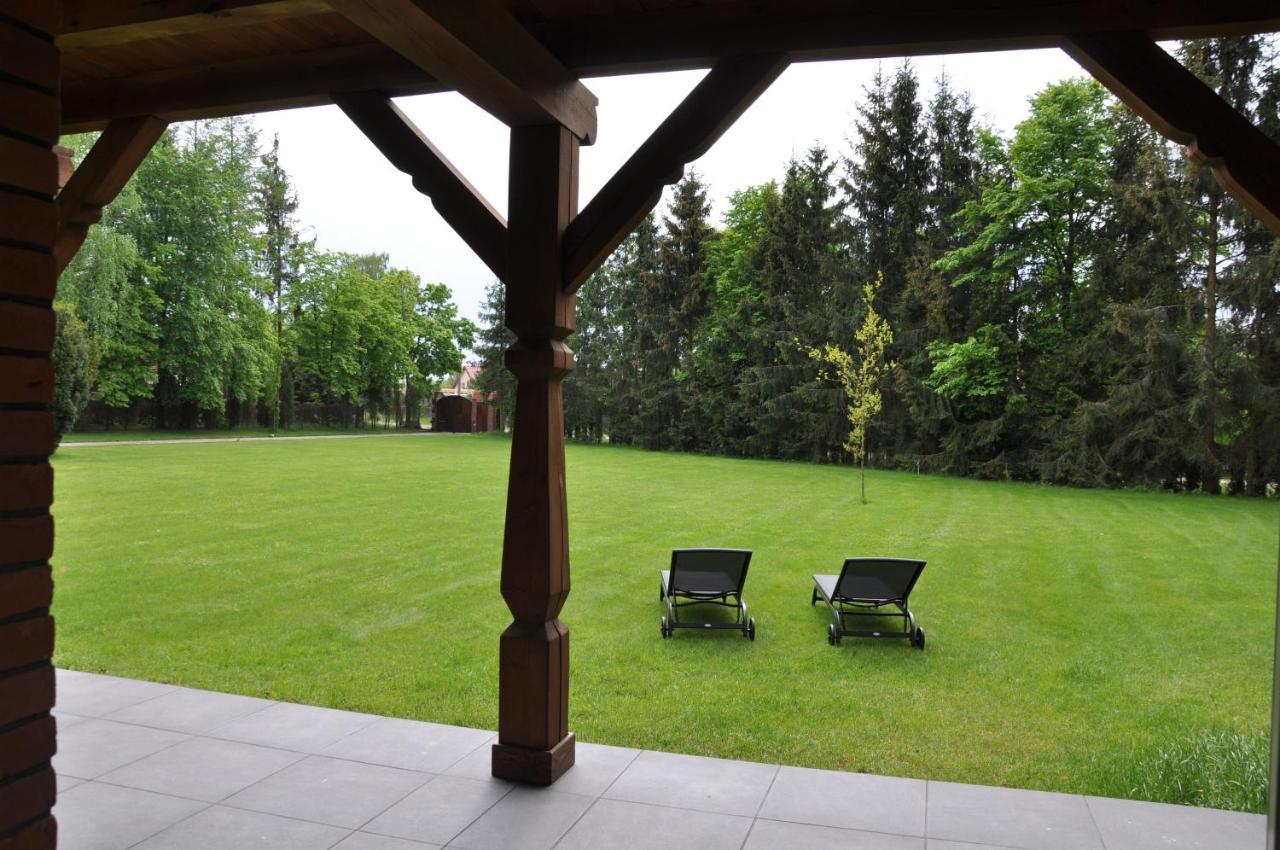 Monte Carvick Nad Jeziorem Seksty Karwik Ngoại thất bức ảnh