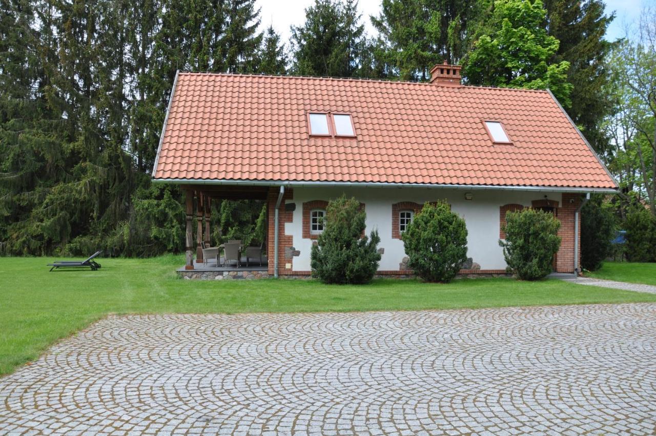 Monte Carvick Nad Jeziorem Seksty Karwik Ngoại thất bức ảnh